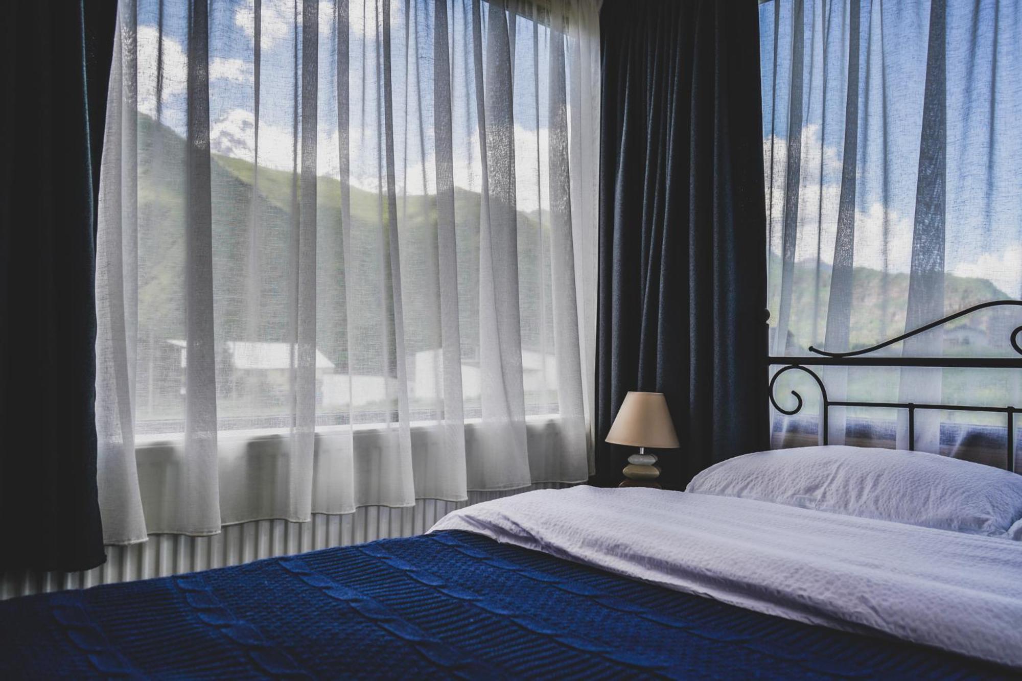 Traveler'S Cottages In Kazbegi 外观 照片