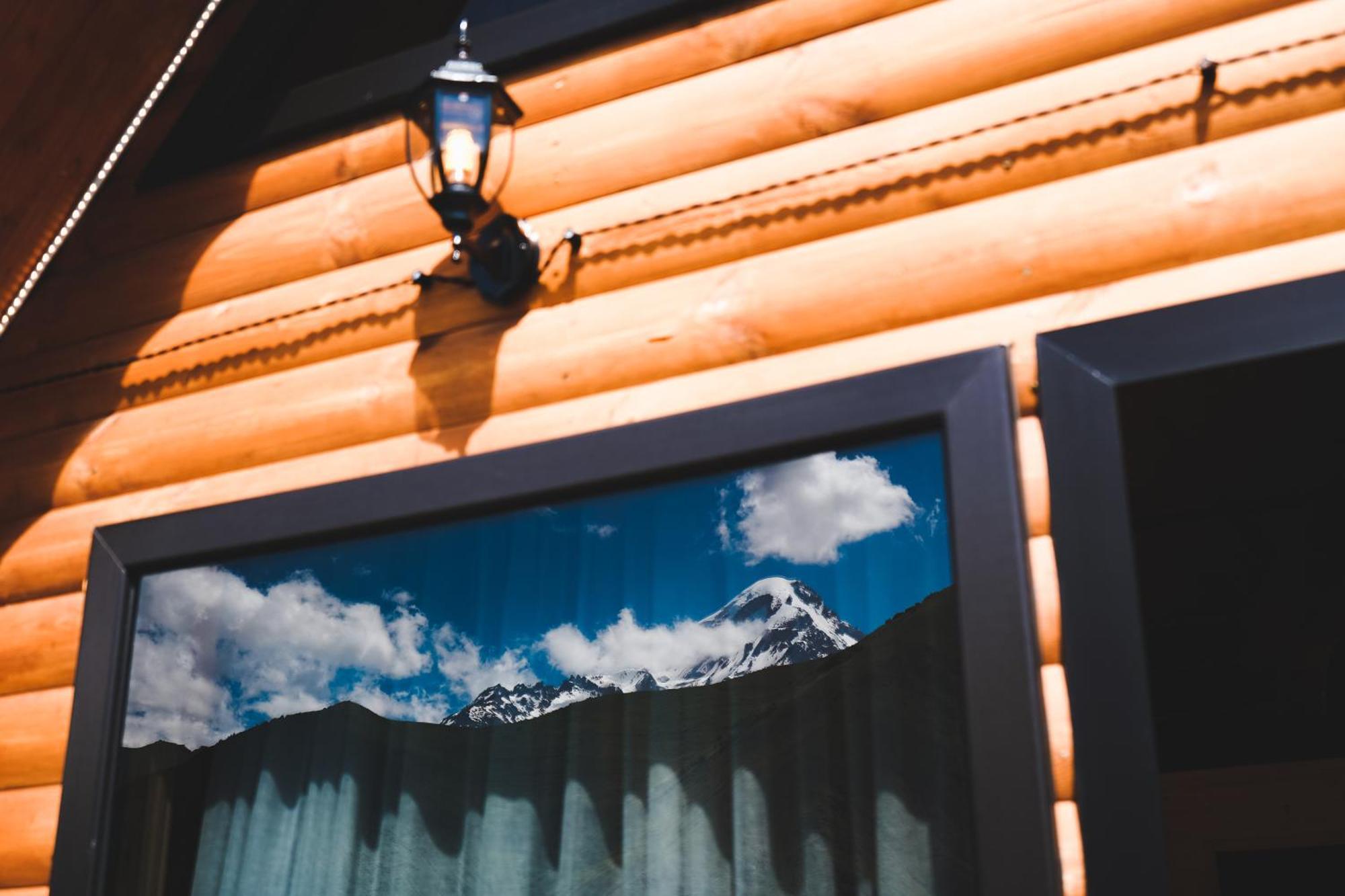 Traveler'S Cottages In Kazbegi 外观 照片